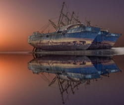 destroyed-and-abandoned:  The famous ships in the Doha Ship Graveyard photo by Abdullah Alabbad 