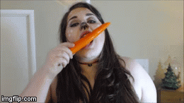 heftyhally:  Naughty Reindeer VixenManyVids | C4S | AmateurPornVixen is feasting on carrots when she spots you watching.  She seductively sucks on her carrots before showing you her large soft breasts and and showing you her big full belly.  When she’s