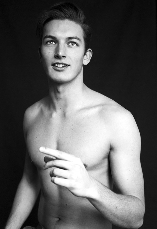 handsomemales:  olie lacey by anthony amadeo