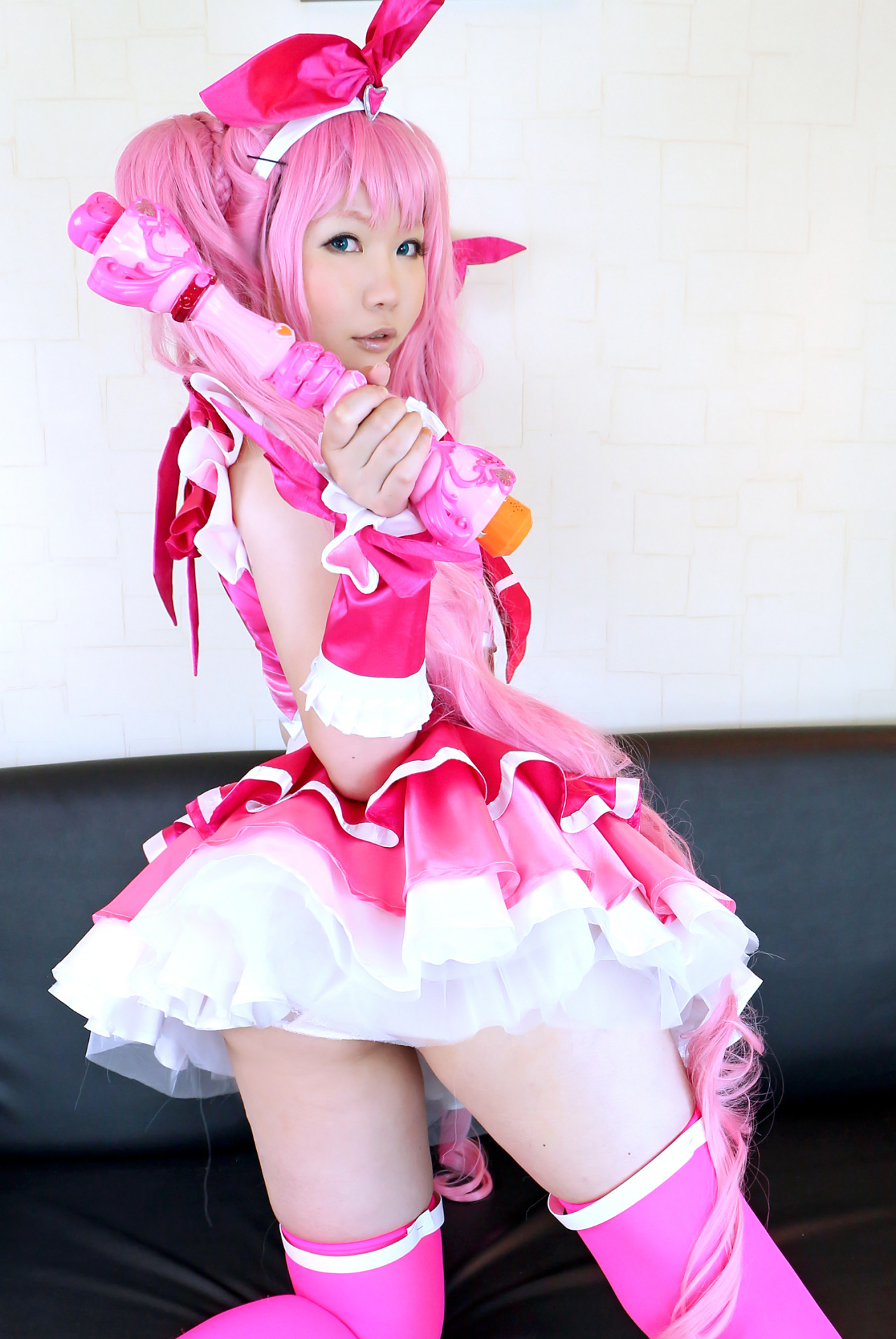 Higurashi cute cure cosplay.