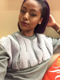 picassoshawty:  justineskye:  ;)  LXV 