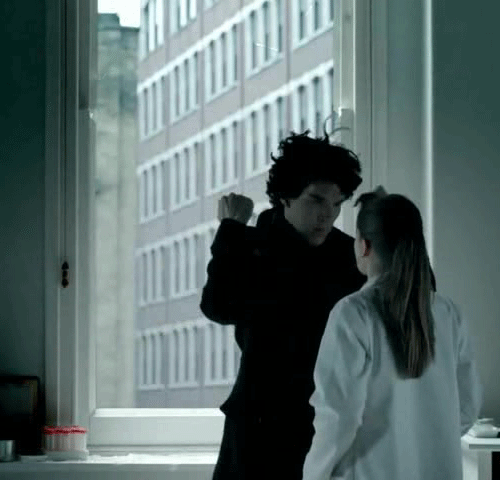 andthenewt:balloon-fights-summer-nights:sherlock-has-got-the-blue-box:matt-smiths-chin:i literally d