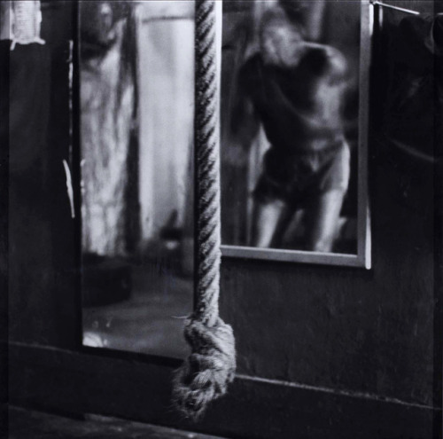 joeinct:The Rope, Photo by Miguel Rio Branco, 1992