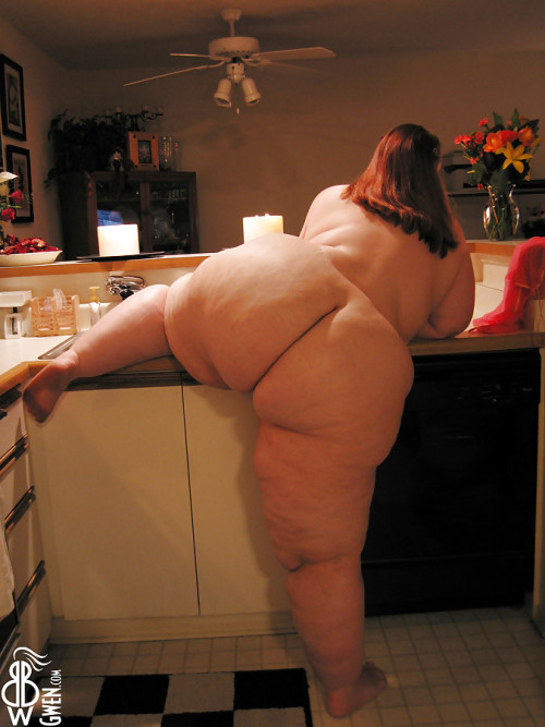 conan77fa:  http://www.tumblr.com/blog/conan77fahttp://ssbbw-world.over-blog.com