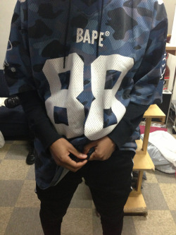 supremepapi:  dope blog, follow it 