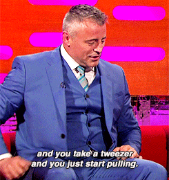 reginaa-phalange:  Matt LeBlanc explaining Joey’s acting tricks  “Do you find yourself ever, when you’re actually propely acting, thinking ‘Shit, I just DID smell the fart’?”  
