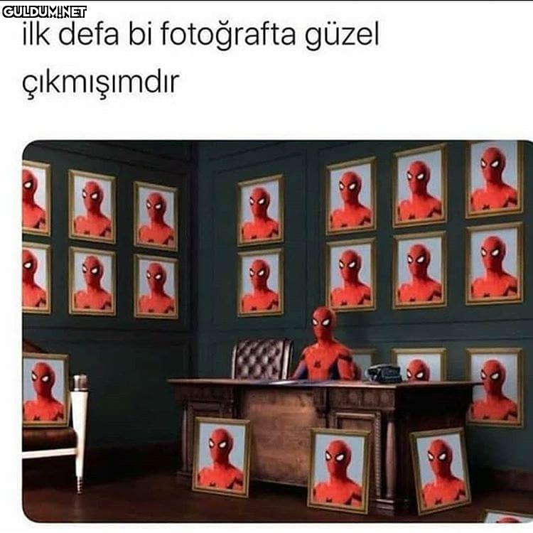 Erkek adamın bi fotoğrafı...