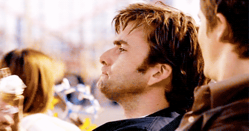 hiddlednlokid:  hiddles-wholocks-galore tennant spam #2 Gifs :) 