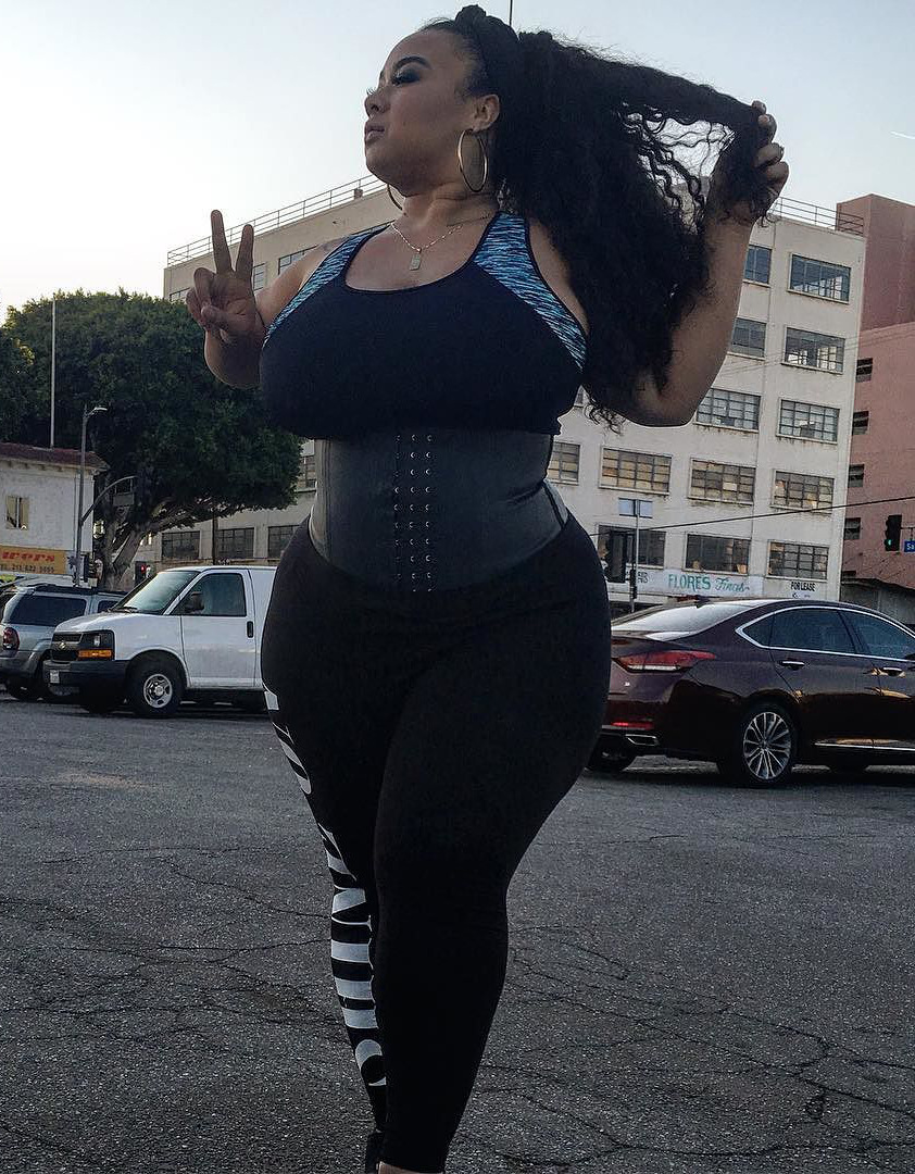 tittyfuckingking:  follow us over at https://www.tumblr.com/blog/tittyfuckingking ™