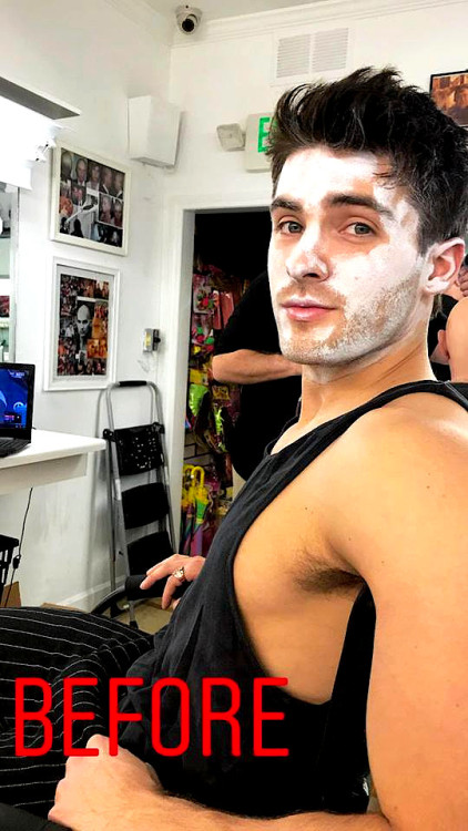 stellina-4ever - Cody Christian is prearra for the halloween...