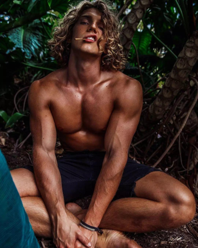 byron01:Benjamin Ahlblad