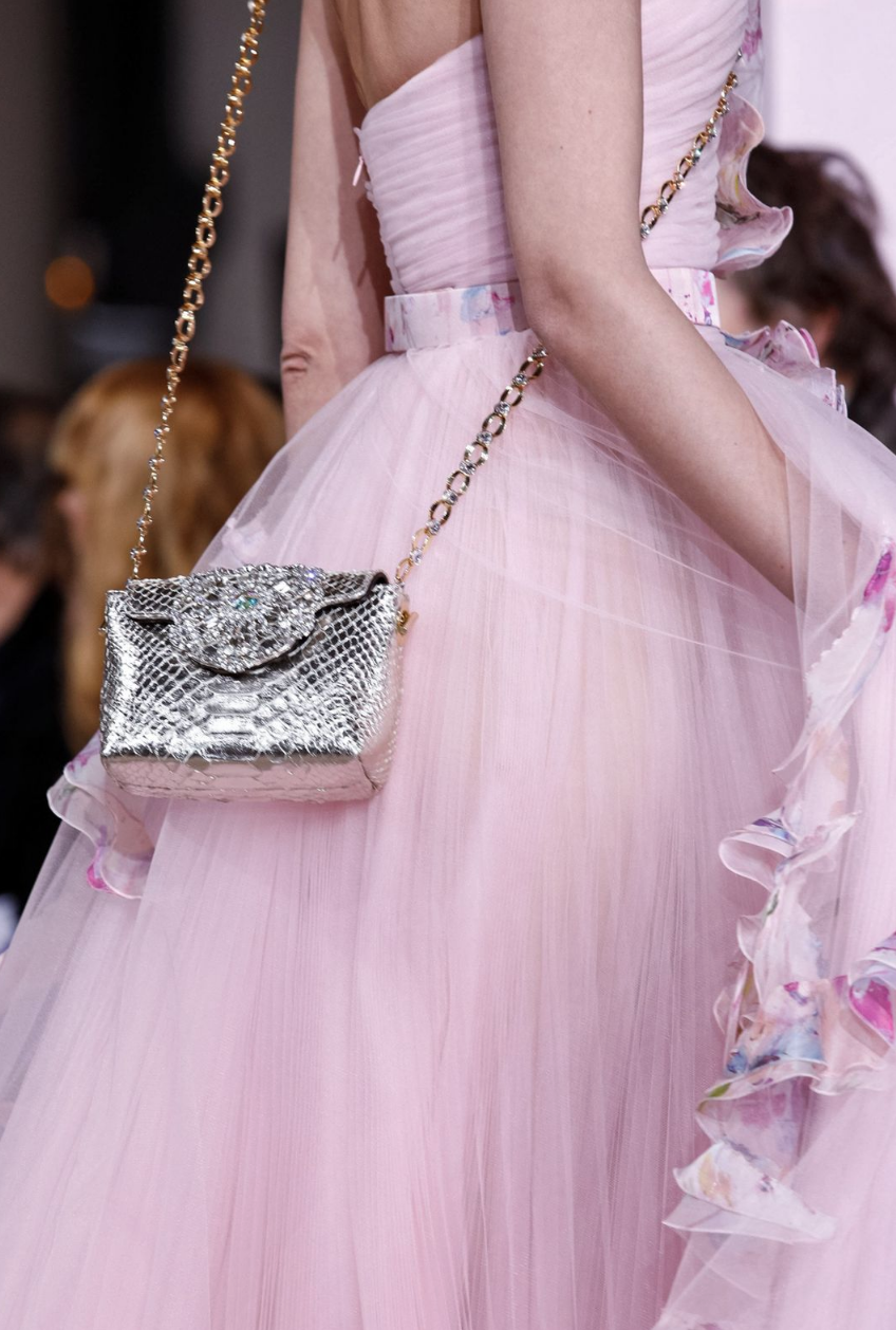 glowdetails:  details @ georges chakra ss19