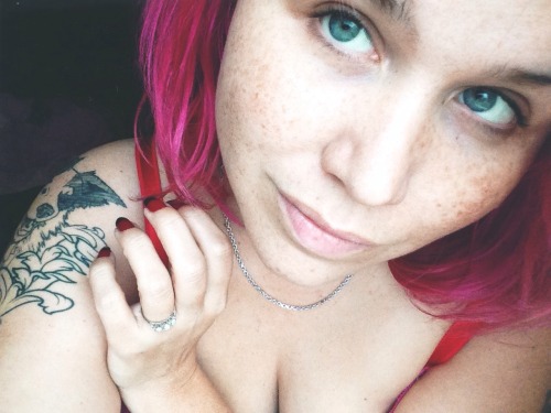 lady-neurotica:  Got the rainy day blues