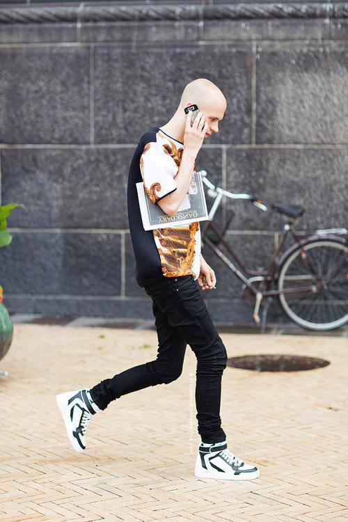 Dress to express, not to impress