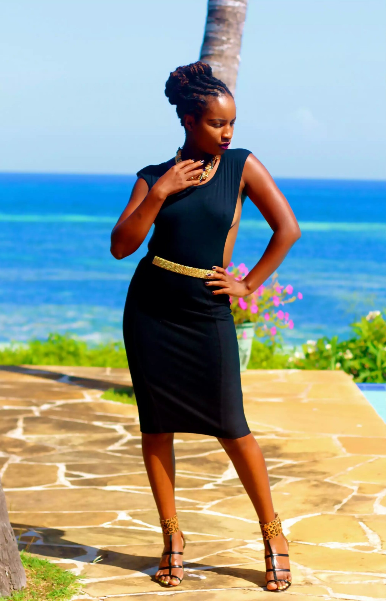 ecstasymodels:  Body Suit, Pencil Skirt Style Silvia  