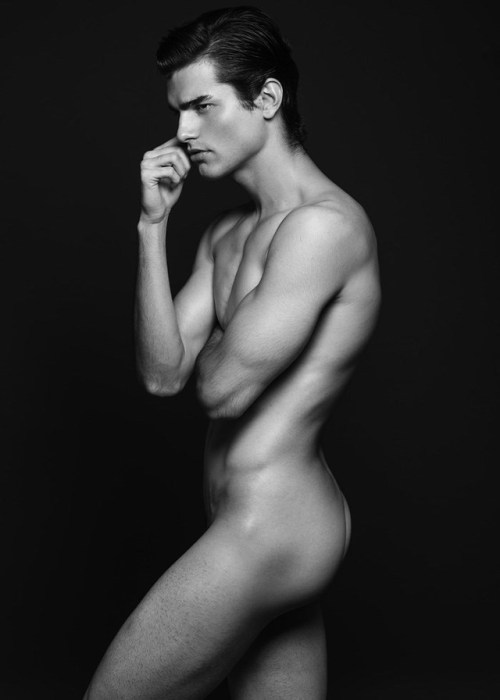 naughtyjorj:Giovanni Tosi by Wong Sim