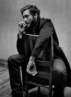  Jake Gyllenhaal by Mark Seliger for Details