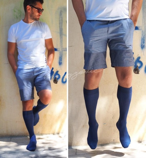 sockjersey - So sexy seeing socks outdoors