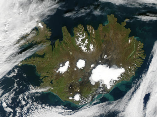 Satellite view of Iceland from the Terra and Aqua satellites(September 9th, 2002).Although summer is