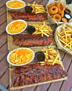 yummyfoooooood:BBQ Ribs, Fries and Mac and Cheese