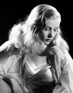 xxhorace:  Veronica Lake 