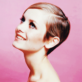 vintagegal:  Twiggy c. 1966 