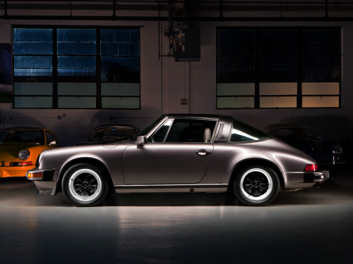 Porsche 911 Carrera 3.2 Targa.(via Andoniscars | passion for excellence)