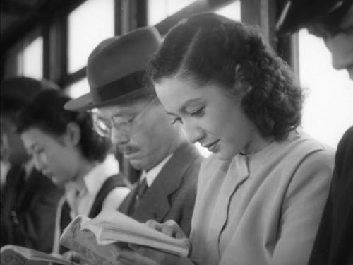 365filmsbyauroranocte: Setsuko Hara in Late Spring (a.k.a. Banshun) (Yasujiro Ozu, 1949)