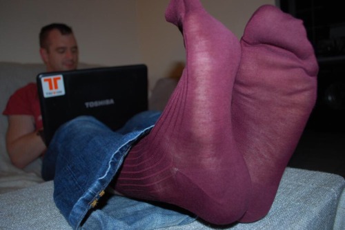 nycsocksweat: His sock pics are super sexy!!! Yes I agree