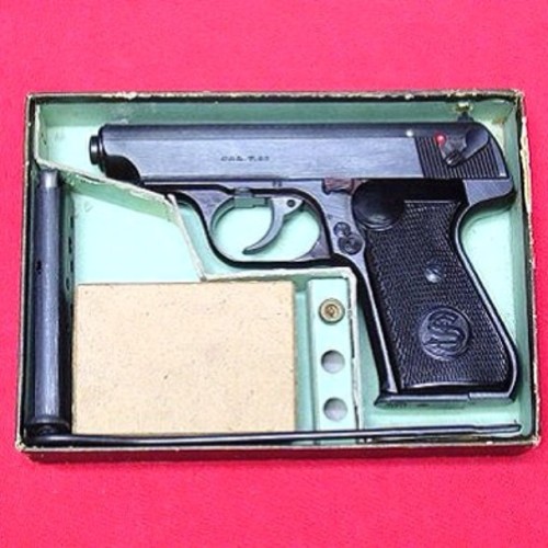 gunfanatics:  The Sauer 38H (.32ACP) produced from 1938-1945. #Sig