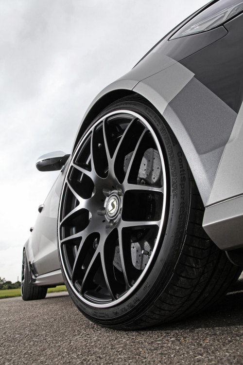 fullthrottleauto:  crash–test:   	Audi RS6 Avant by t-100 .    	Via Flickr: 	Детали на <a href=“http://www.vwdrive.com.ua/?p=8295” rel=“nofollow”>www.vwdrive.com.ua/?p=8295</a>  