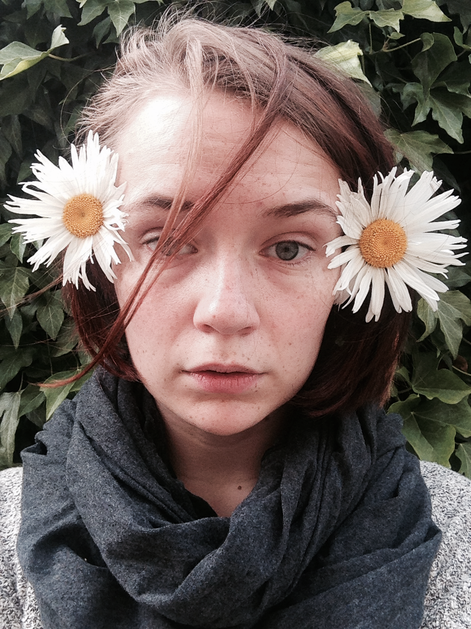 fortfox:  family portraiture, ft. new tomatoes. 🌾