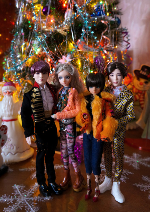 New Year doll party )