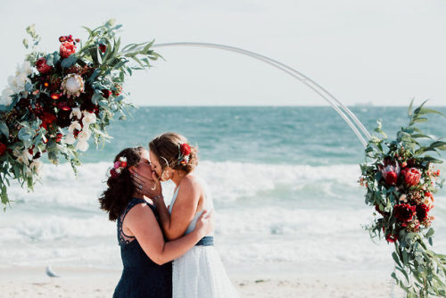 beautiful-brides-weddings:Bec & Kara (via @dancingwithherweddings)