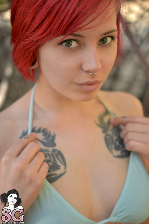 allsuicidegirls:  Felynx 