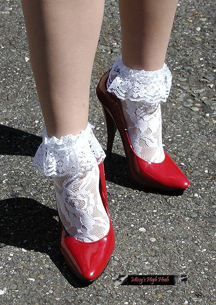 gojoyhouston: sexy red