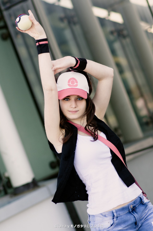 cosplaygirl:Pokemon Black and White trainer . Hilda by Rael-chan89 on DeviantArt