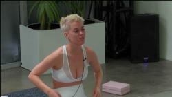 celebsnude115:  Katy perry yoga cleavage stills  Sub shnyyp.tumblr.com