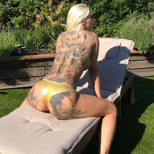essesays:  Perfect …. want more ???