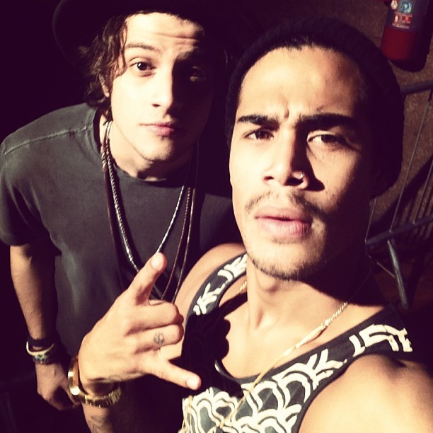 ourp-lans:  Gravando … Olha quem ta comigo @chaysuede #chaychamego - @micaelborges