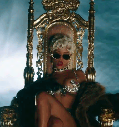 diorminaj:  Bad bitch