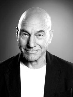 Maszületettfickó:  Patrick Stewart  (1940)