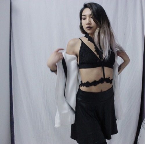 qtxs: Feature model: @bxderlineprincess❤ See the full striptease set ❤ More from this model ❤ All fe
