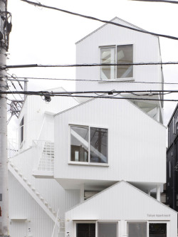 blackcharles:  Tokyo Apartments by Sou Fujimoto