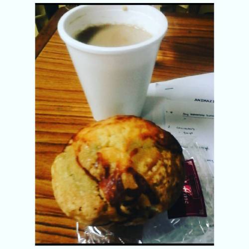 Coffee & Muffin = Perfect meal for a busy day.#breakfast #coffee #muffin #busy #busyday #breakfa