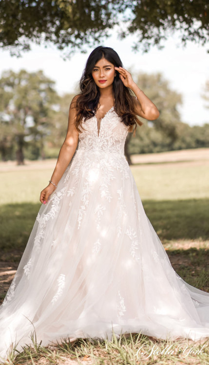 World Exclusive : Wedding Dresses By Stella York Spring 2021 Collection