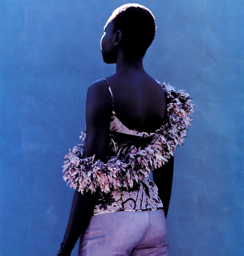 furples:Elle US March 19992nd SkinPhotographer: Gilles BensimonModel: Alek Wek