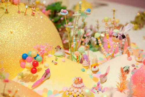 ART: Glitter x Candy Installations by Nicole Andrijevic and Tanya SchultzAustralian art duo Pip &amp