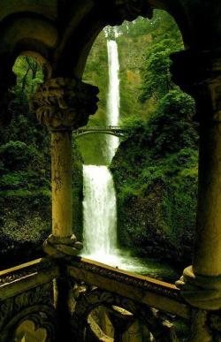  Multnomah Falls Oregon  gorgeous