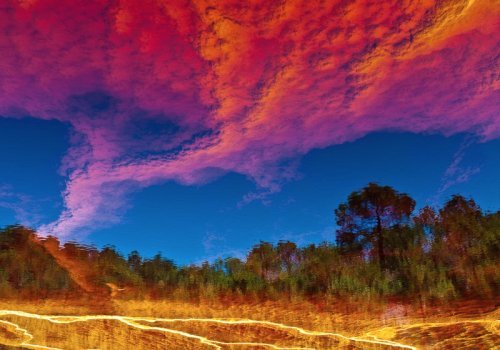 nubbsgalore:  a river runs through it. and by it, i mean a five thousand year old copper, silver and gold mine in huelva, spain that renders the tinto river alien and lava like in appearance, a result of the oxidation of iron and sulfur minerals by the